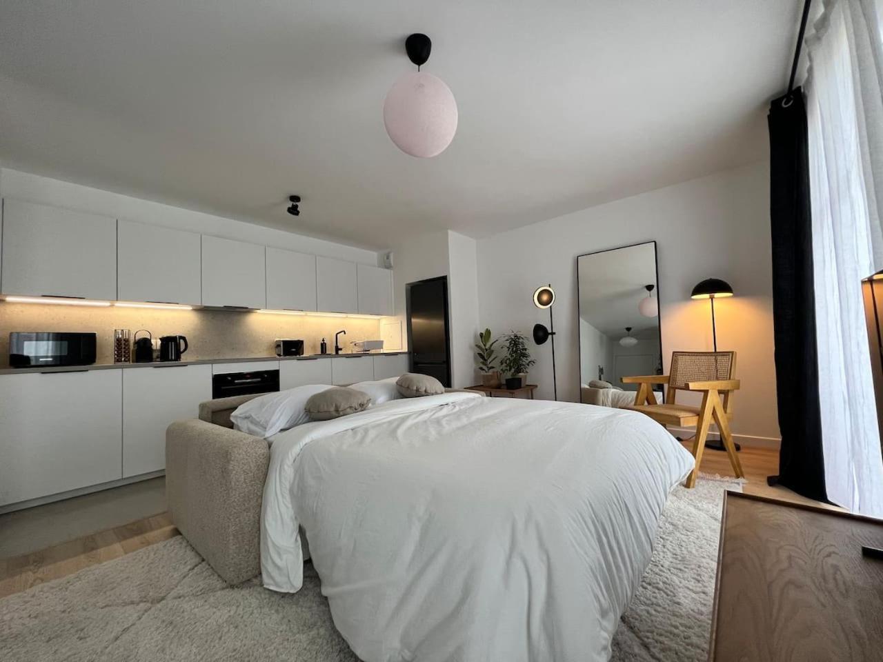 Disneyland Minimalist Lifestyle - 5 Pax Apartment Serris Bagian luar foto